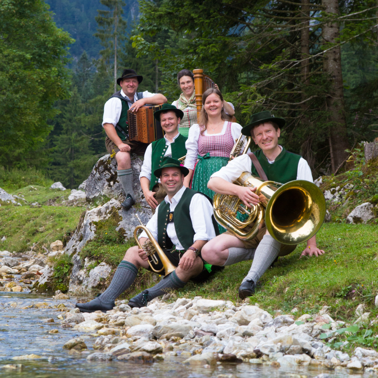 Sunnseitn Tanzlmusi - Bodenständige Volksmusik